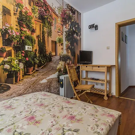William Gladston 49 Apartment *